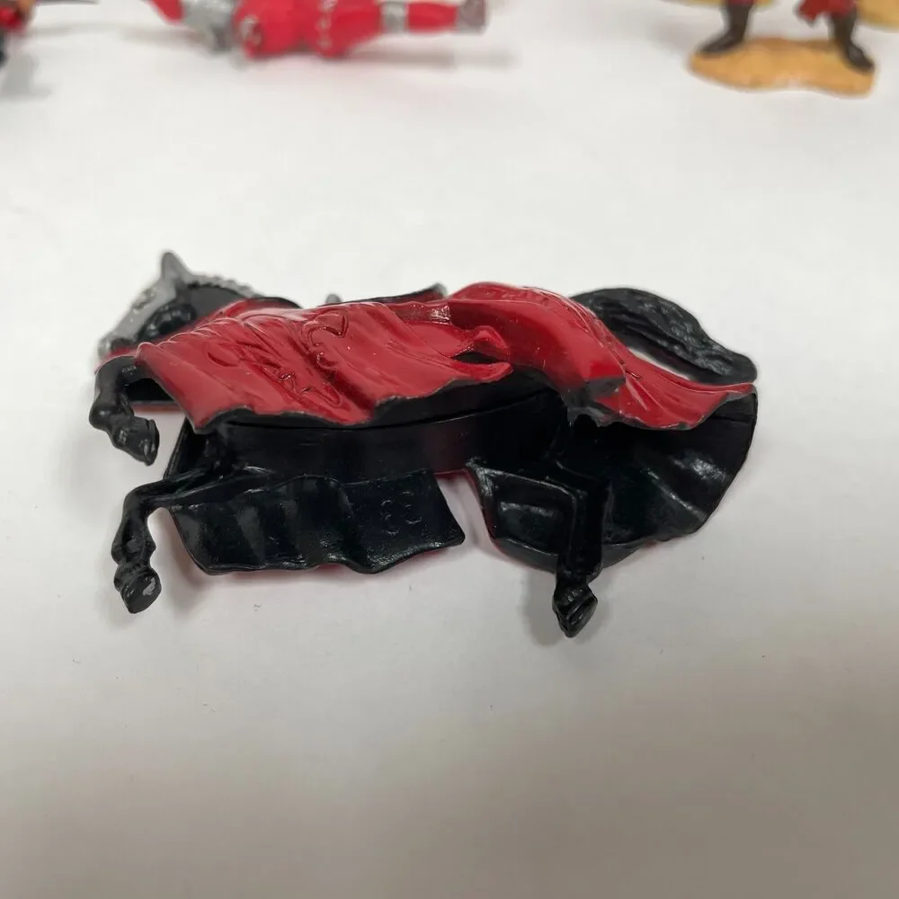 Safari Ltd. Pirates Horses Parrots Knights Figures‎ Lot
